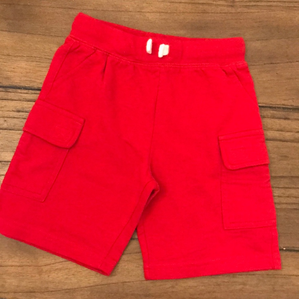 🌻NWT Children’s place red shorts